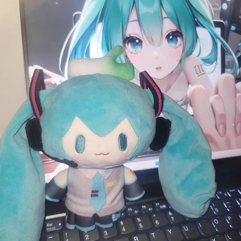 Hatsune Miku ™